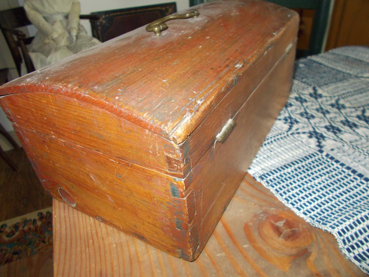 CIRCA 1820-40 DOCUMENT BOX