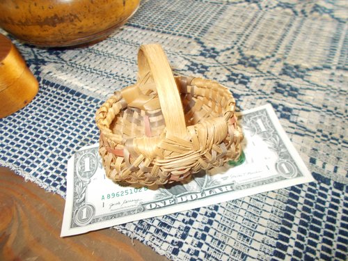 MINIATURE WOVEN SPLINT BASKET