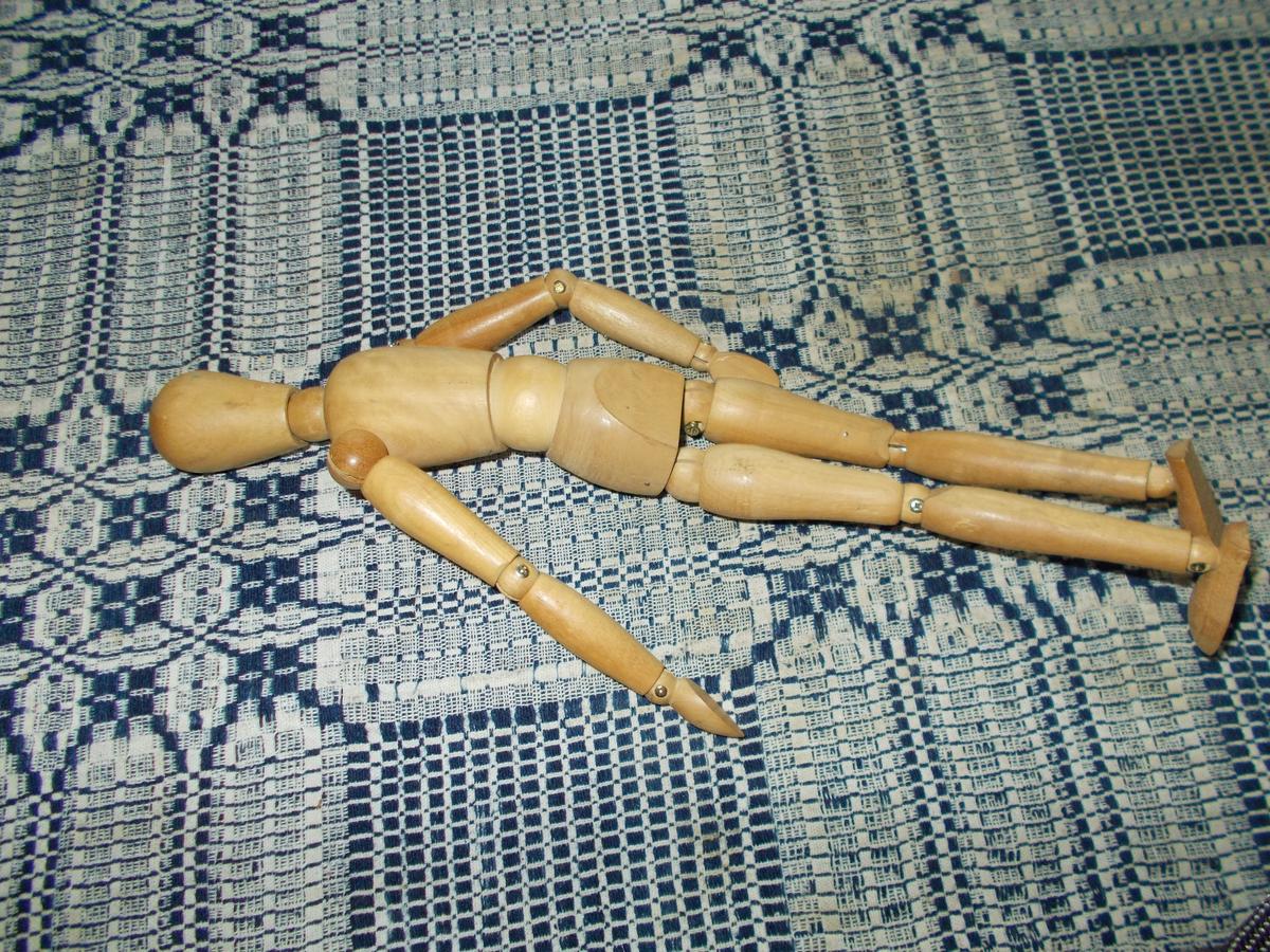 ARTIST MANNEQUIN
