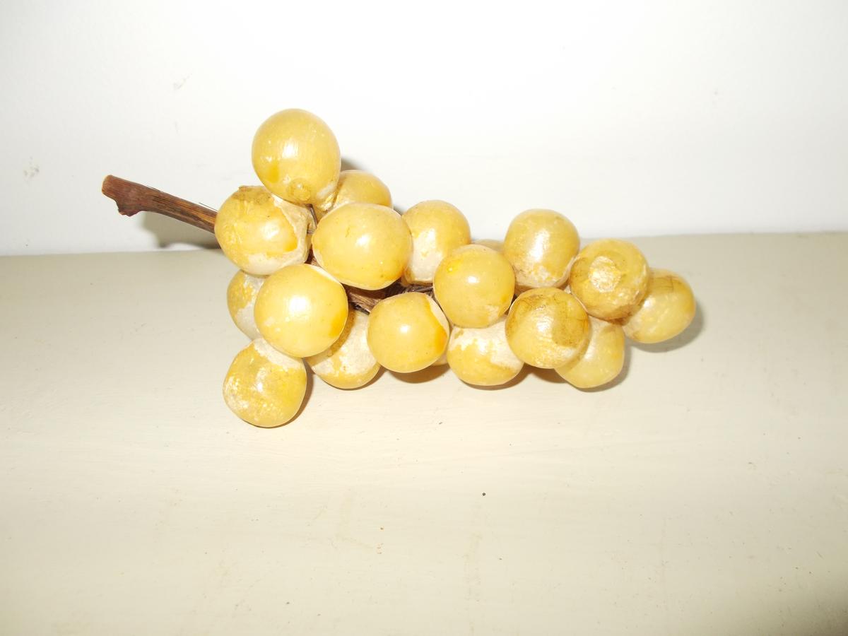 STONE FRUIT GRAPES