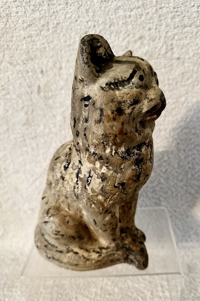 8” Sitting Chalkware Cat