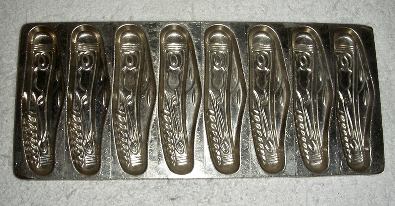 Reiche Chocolate Mold Pocket Knives w/ Corkscrews