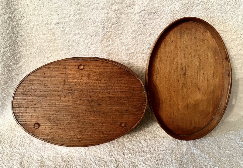 7 5/8” Oval 5 Finger Pantry Box Orig.Surface