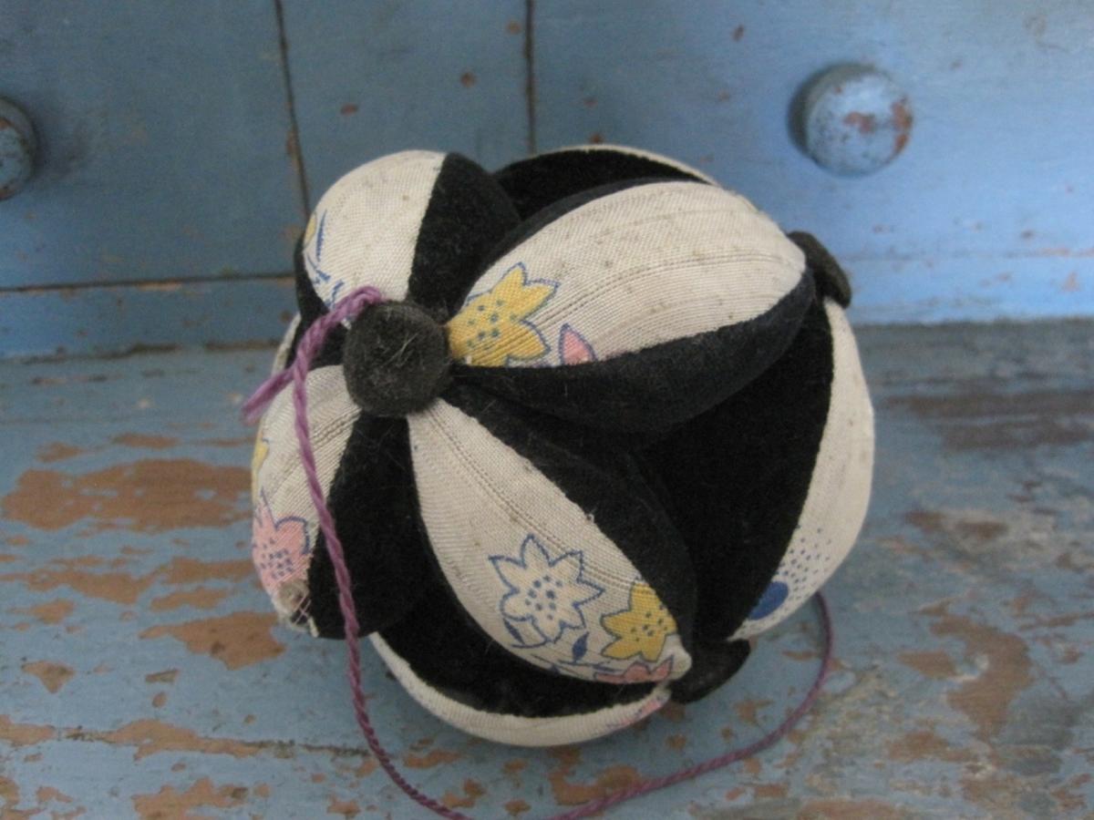 Antique Pennsylvania Amish Fabric Puzzle Ball