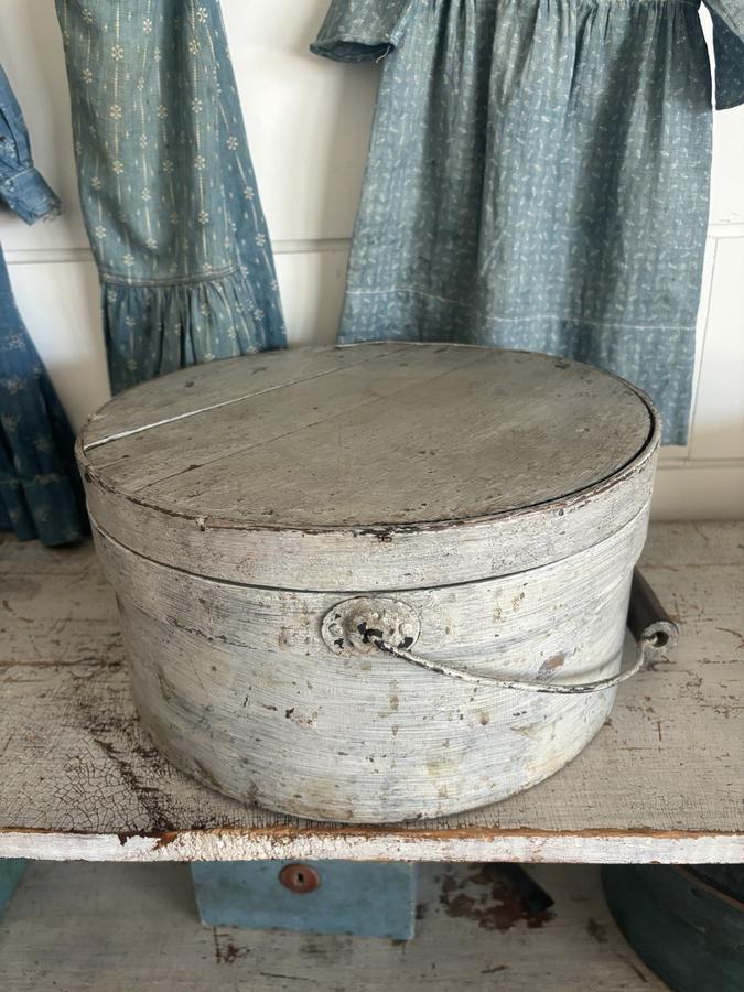 19th Century Old Oyster Paint Wood Bail Pantry Box