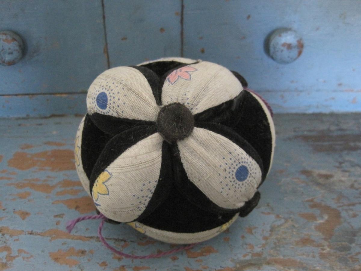Antique Pennsylvania Amish Fabric Puzzle Ball