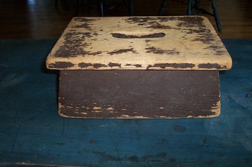 19th c. N.E. foot stool