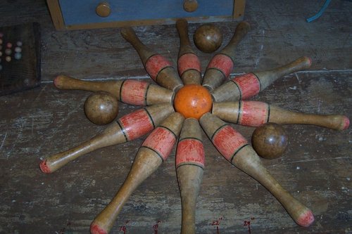 "Ten Pin" toy game