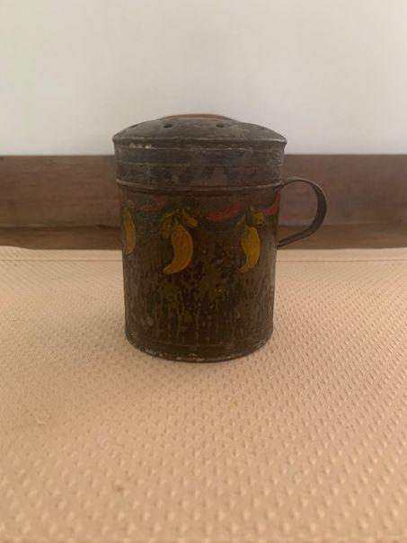 toleware spice shaker