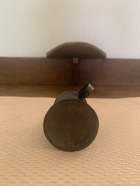 Vintage toleware shaker