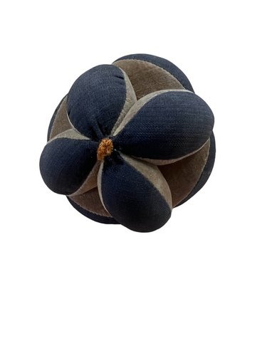 Amish Puzzle Ball Pincushion