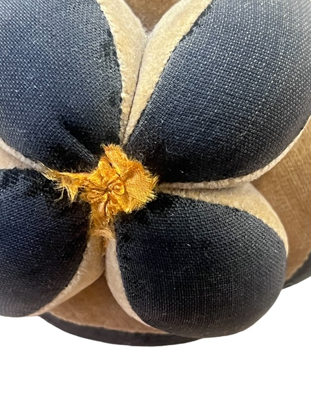Amish Puzzle Ball Pincushion