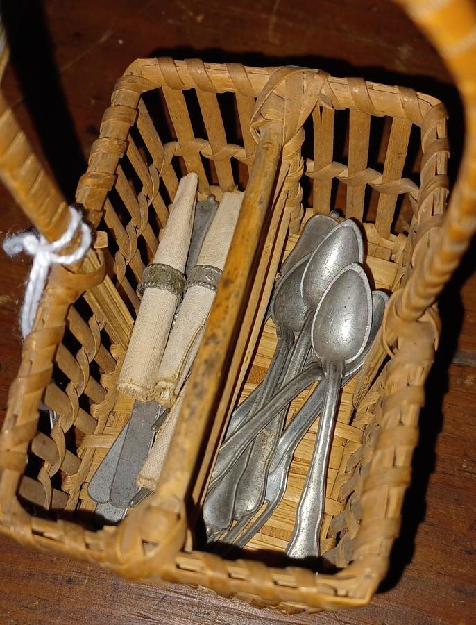 Miniature Cutlery Basket