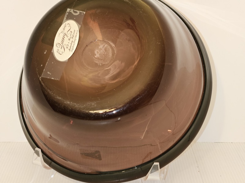 Blown Glass Bowl in Amethys
