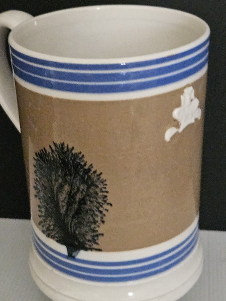 Large English Mocha Mug with Seaweed