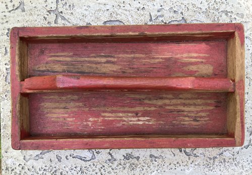 Cutlery box