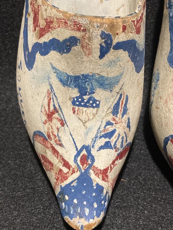 Patriotic wooden shoes