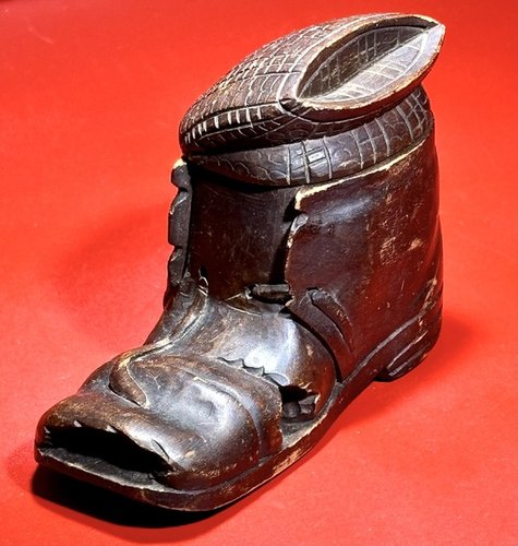 24-021. Treen ink well in the form of a worn shoe