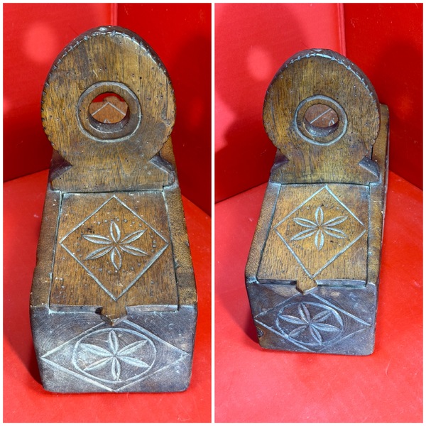 23-164. A mahogany double lid salt box