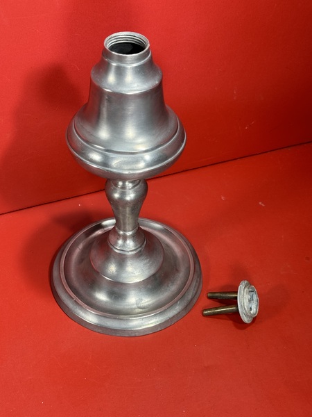 24-146. Pewter lamp, with a bell-shaped font