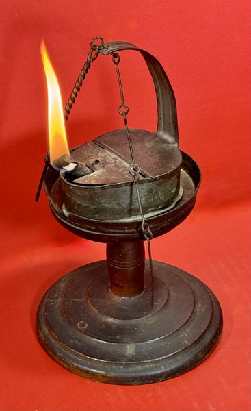 25-171. A Turned Hardwood Lamp Stand