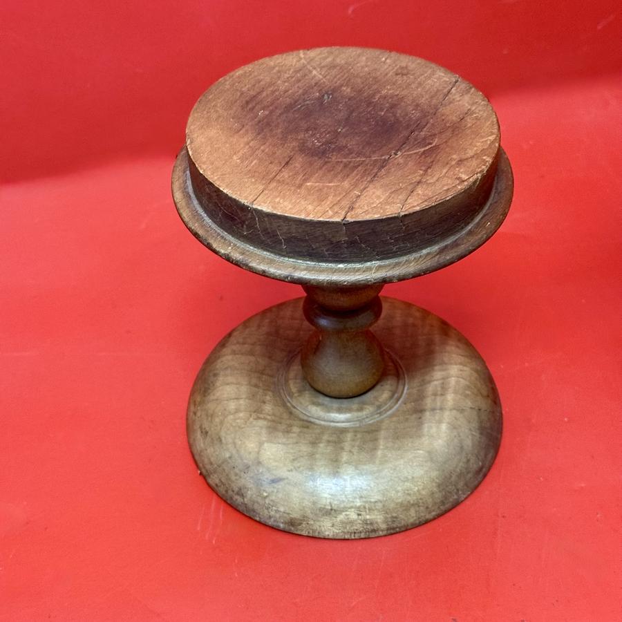 26-120. An American Turned Wooden Betty Lamp Stand
