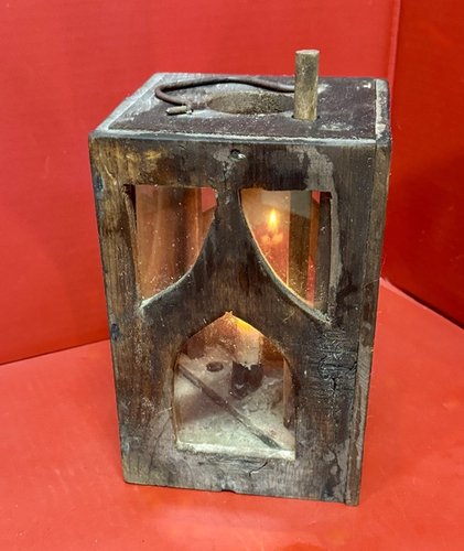 25-169 Gothic Form Barn Lantern with Lifting Rod