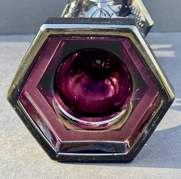 25-030. Rare Amethyst Color Glass Fluid Lamp