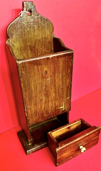 21-018A. A pipe box.
