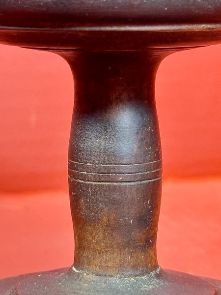 25-171. A Turned Hardwood Lamp Stand