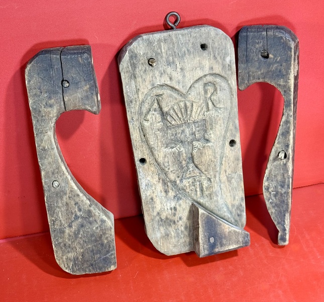 25-163 Heart-Form Maple Sugar Mold