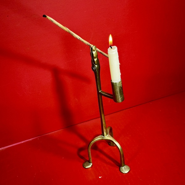 25-121 Brass Combo. Rush Holder/Candle Socket.
