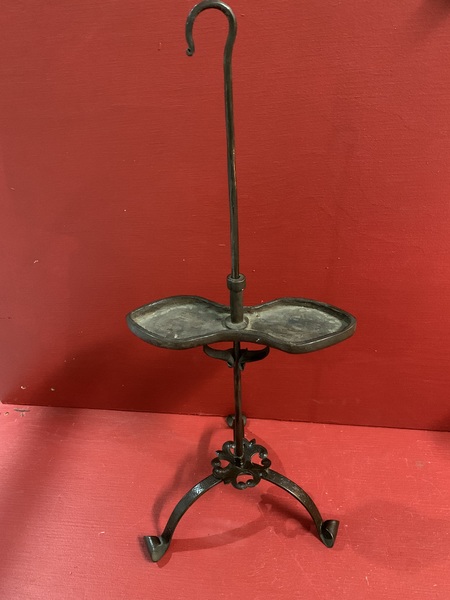 22-202.Wrought Iron pan oil/fat lamp
