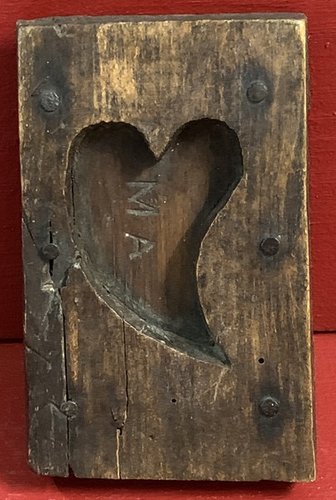 22-171 Witch’s Heart Maple Sugar Mold