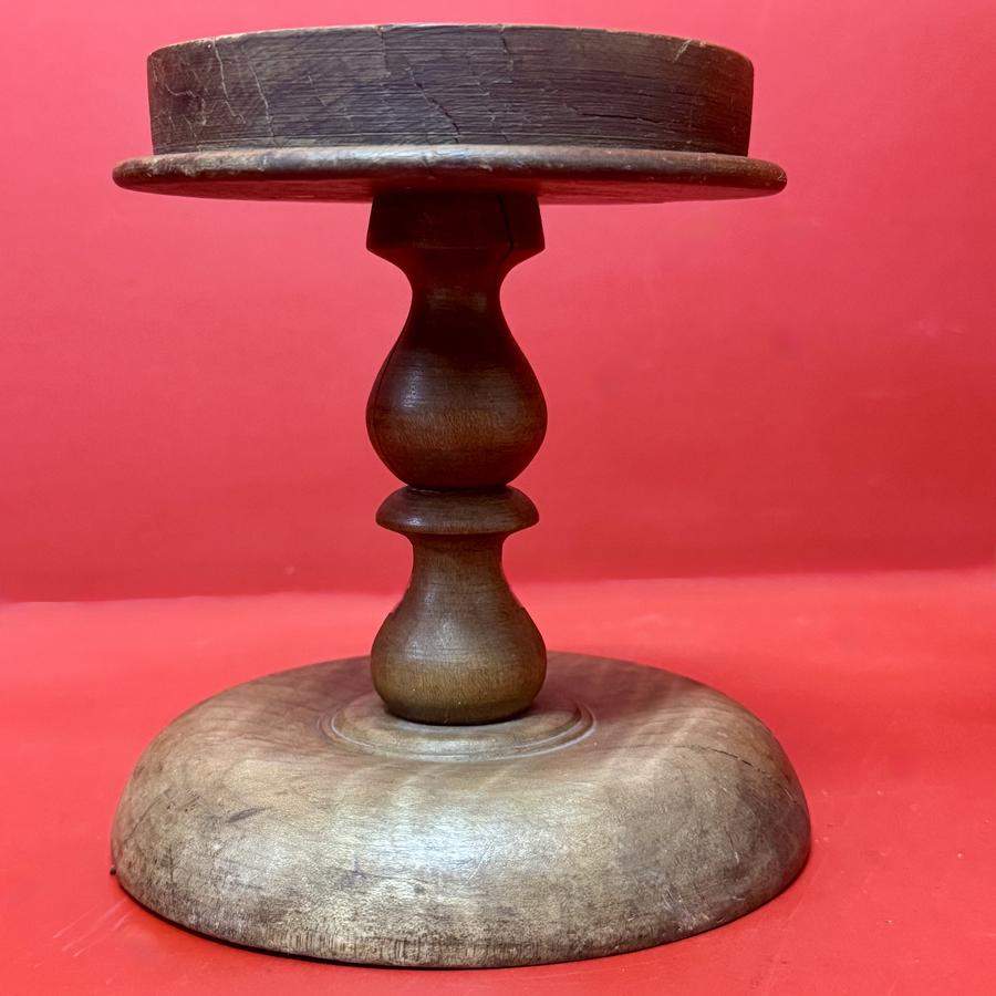 26-120. An American Turned Wooden Betty Lamp Stand