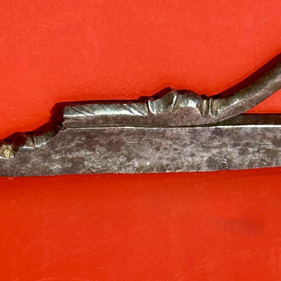 26-086 Flint Striker in Stylized Form of Ice Skate