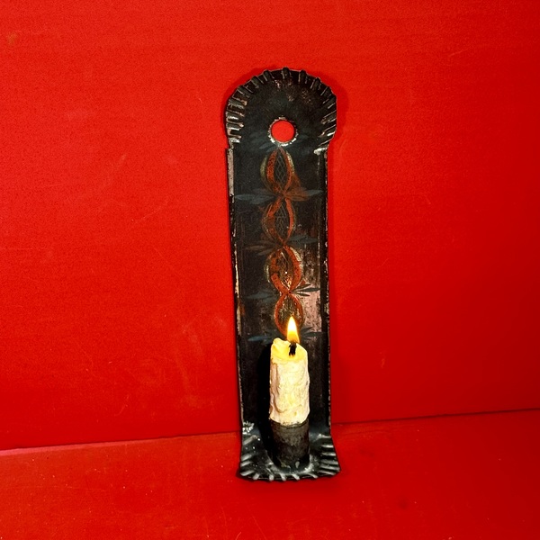 26-020 Petite Tole Painted Tin Single Candle Scone