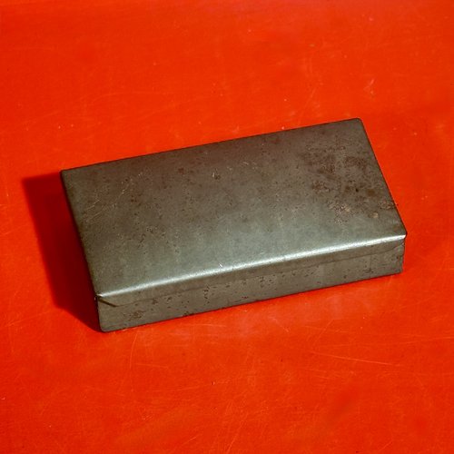26-085 Traveling Light Kit in Tin Box with Matches