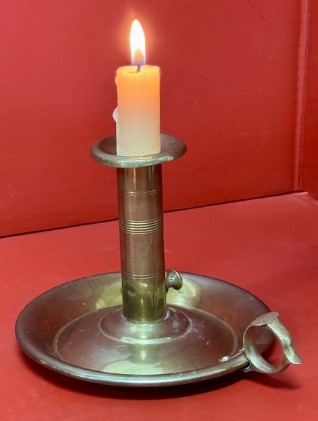 25-064. Classic Brass Push-Up "Chamberstick"