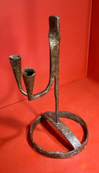 25-166 Rush Light Holder / Double Candle Sockets