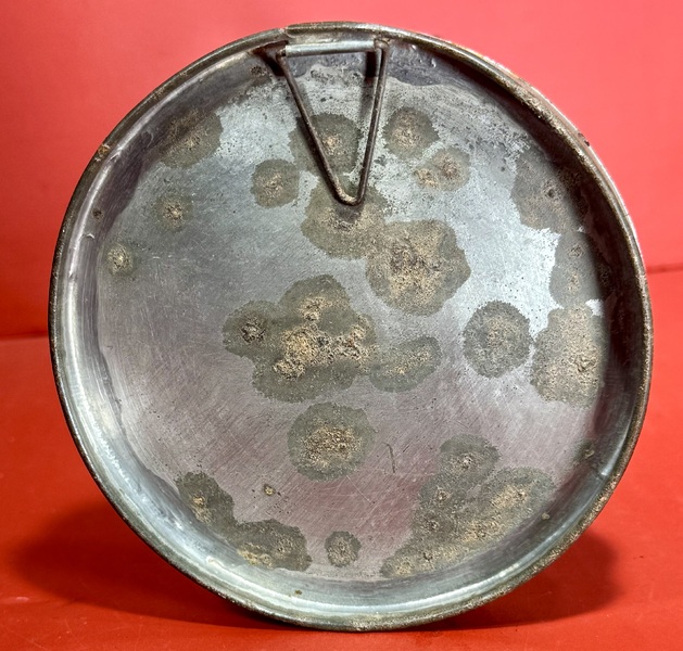 25-155 A Finely Made Pennsylvania Tin Kettle Lamp