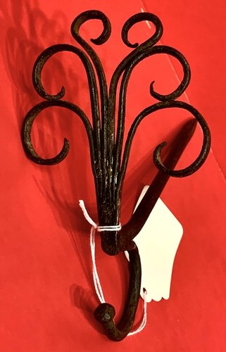 23-012. Feather & scroll design jamb peg lamp hook