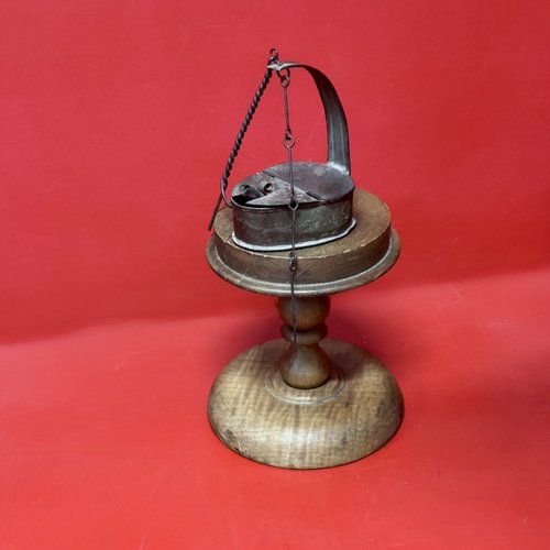 26-120. An American Turned Wooden Betty Lamp Stand