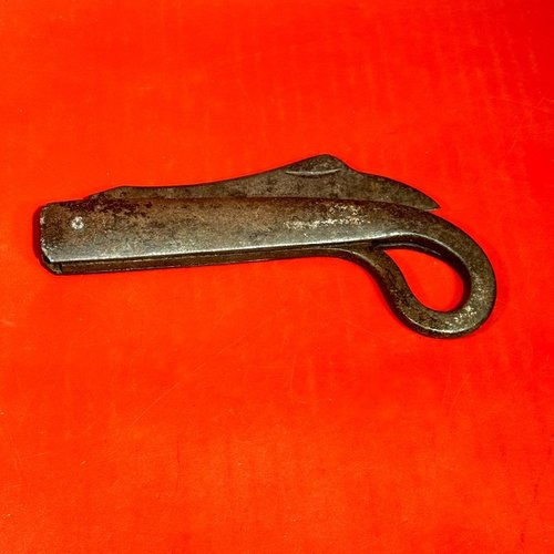 26-010 Jackknife with Integral Flint Striker