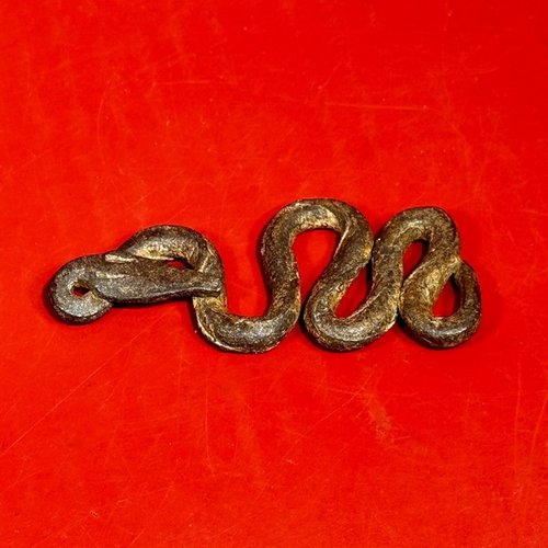 25-191 Iron Flint Striker Snake in Undulating Pose