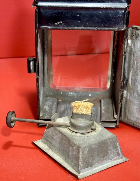 24-251. Tin fluid Lantern for coal oil or kerosine
