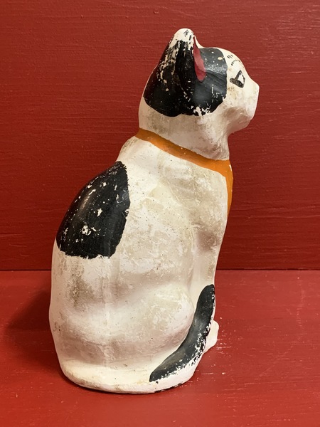 PA hollow cast chalkware seated cat