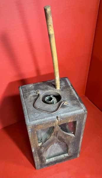 25-169 Gothic Form Barn Lantern with Lifting Rod