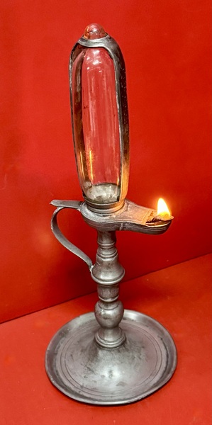 25-177. A Pewter Cardan Time-Keeping Oil Lamp