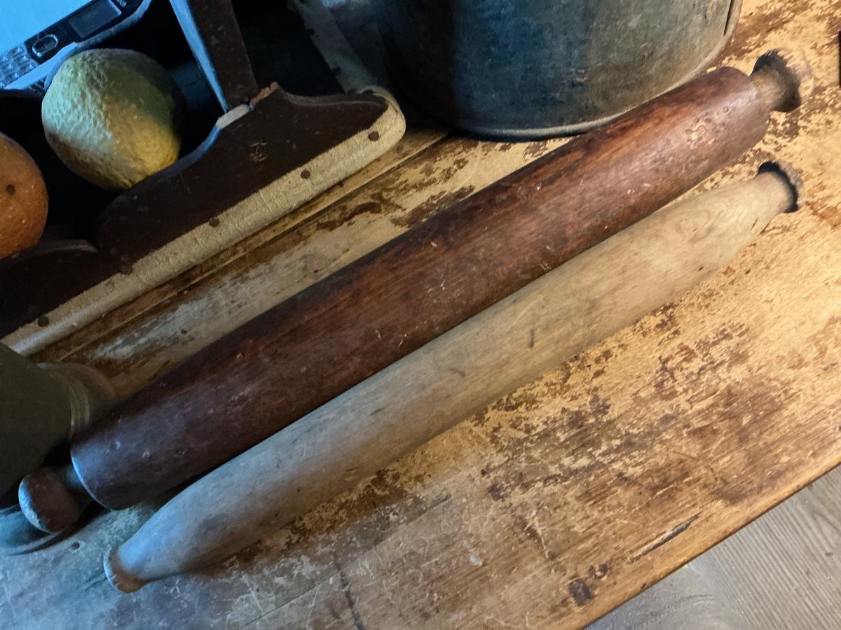 2 Nice Wooden Rolling Pins
